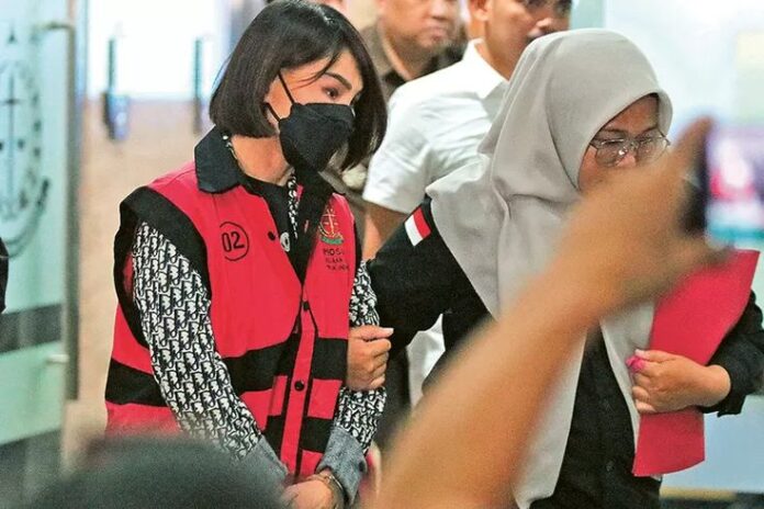 Helena Lim Siapa? Profil, Karier, dan Perjalanan Sosok yang Jadi Sorotan Publik